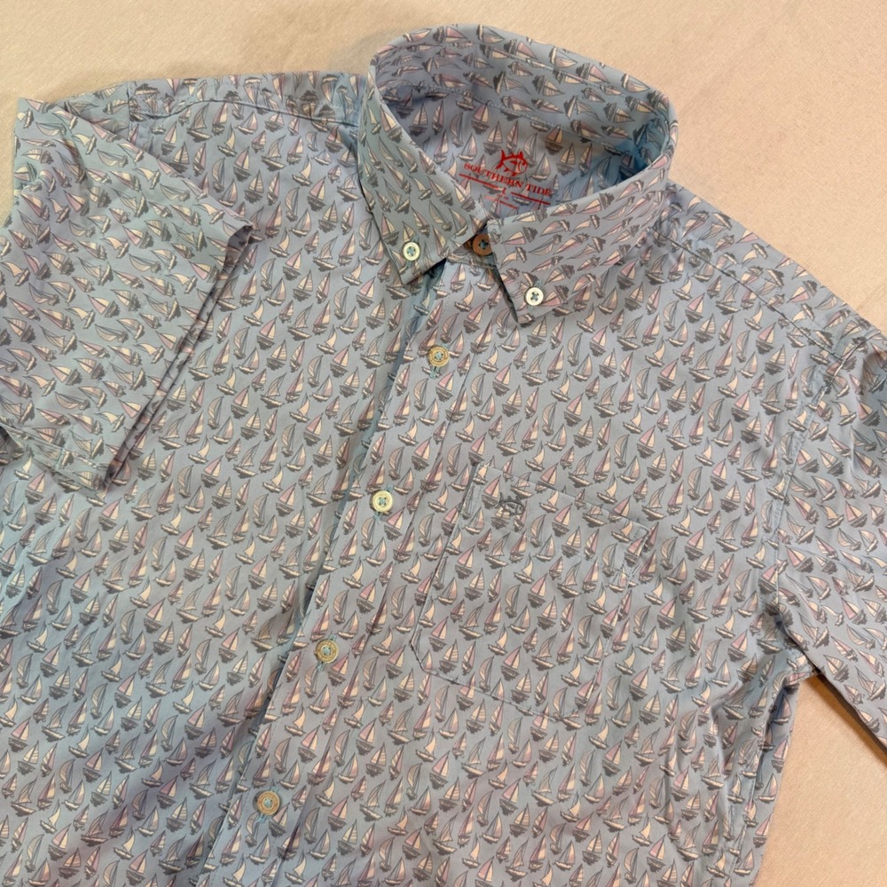 Southern Tide Sailboat Button Down Boys Size L Blue Short Sleeve Nautical Travel